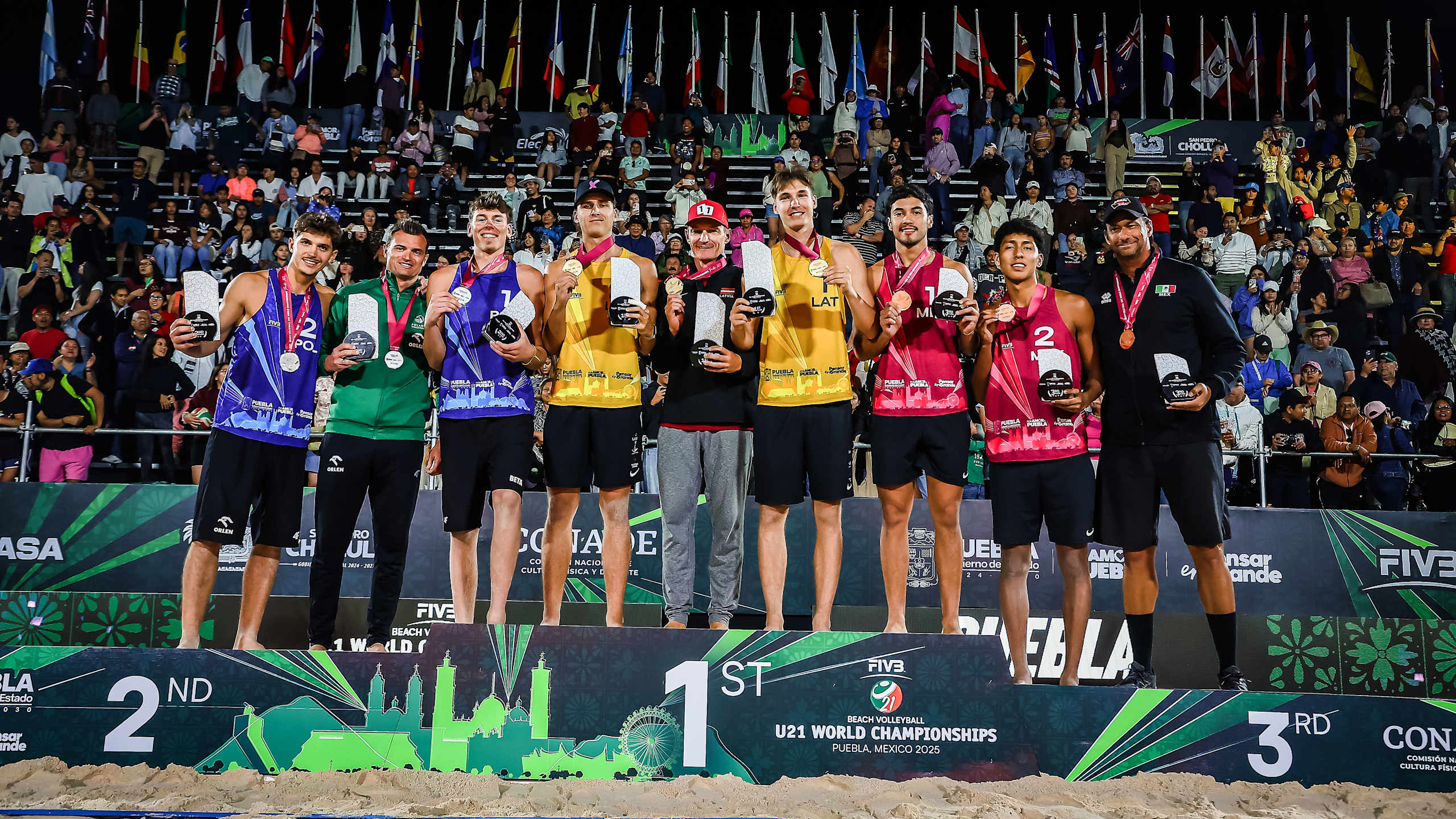 Латвія знову чемпіон: Фокеротс і Аузіньш виграли світову першість U21 без жодного програного сету